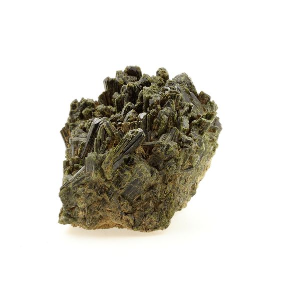 Epidote. 1425.7 ct.