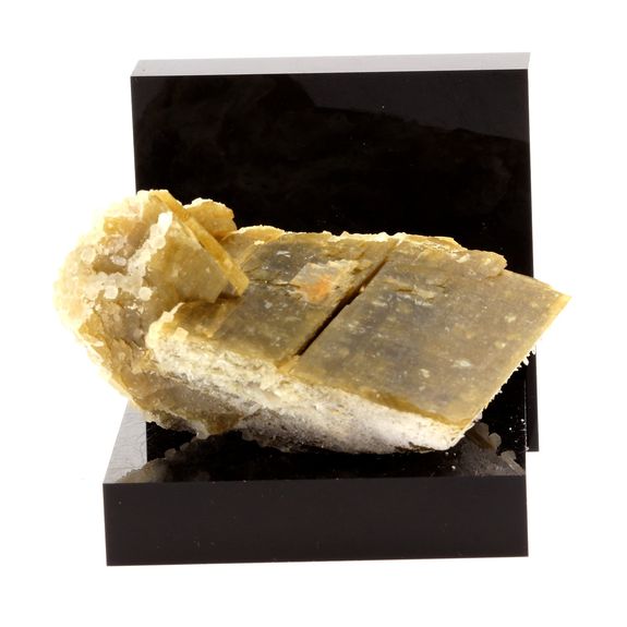 Siderite, Quartz, Calcite.