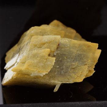 Pyrite, Siderite, Quartz.