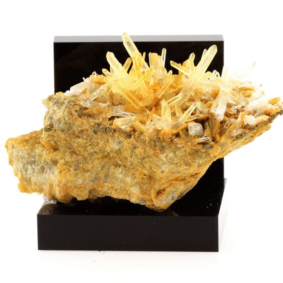 Pyrite, Siderite, Quartz.