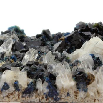 Lazulite, Quartz, Siderite, Kulanite. 251.6 ct.
