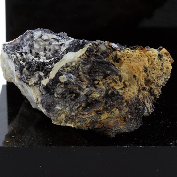 Ferberite.