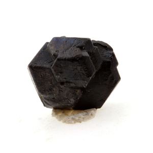 Magnetite. 13.6 ct.