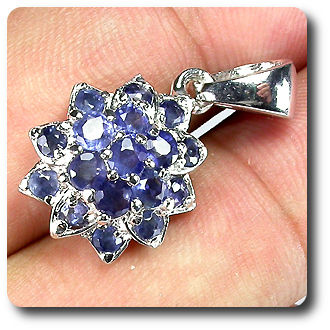 BLUE SAPPHIRE PENDANT