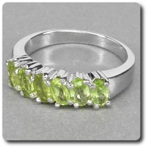 PERIDOT RING