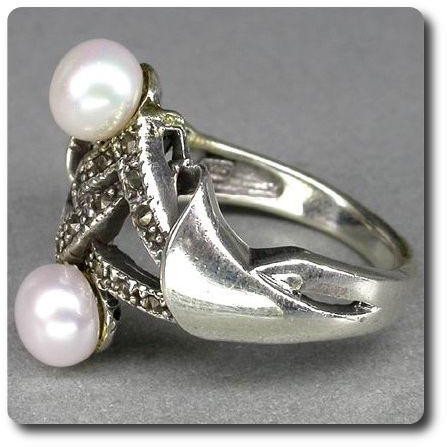 PEARL & MARCASITE RING