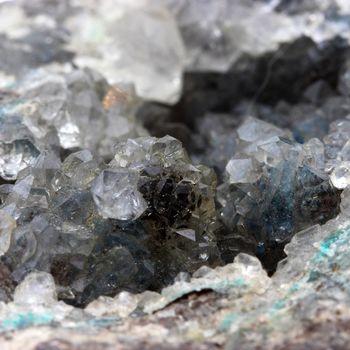 Quartz, Dioptase, Plancheite.