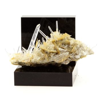 Siderite, Quartz, Pyrite. 200.2 ct.