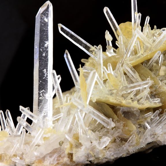 Siderite, Quartz, Pyrite. 200.2 ct.