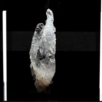 Quartz cristal de roche. 158.6 ct.