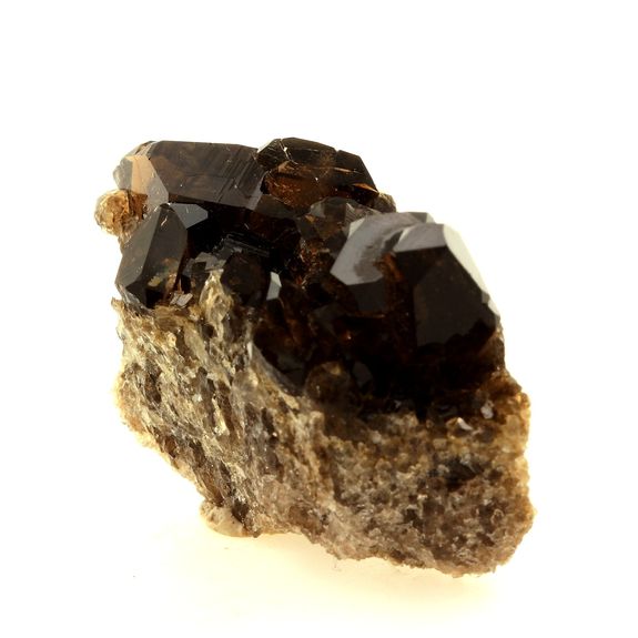 Quartz fumé. 121.2 ct.