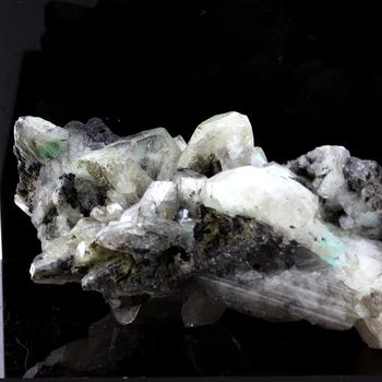 Anglesite. 1565.1 ct.