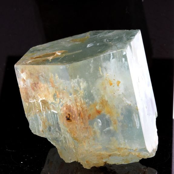 Aigue-Marine. 264.5 ct.