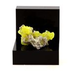 Sulfur. 9.92 ct.