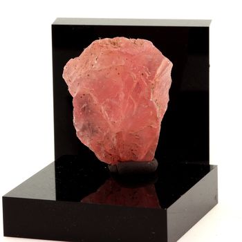 Fluorite rose. 89.9 ct.