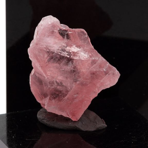 Fluorite rose. 20.7 ct.