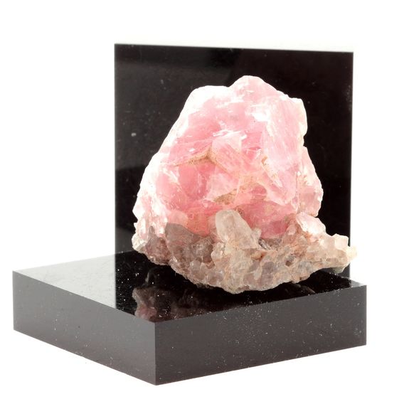 Fluorite rose. 207.5 ct.