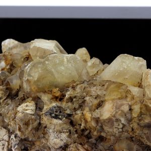 Baryte. 470.9 ct.