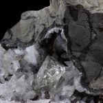 Quartz + Calcite. 314.1 ct.