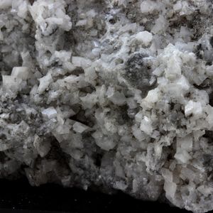 Dolomie (ou Dolomite) et Calcite. 808.4 ct.