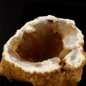 Calcédoine. 168.9 ct.