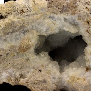 Celestine. 736.3 ct.