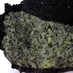Péridotite. 994.3 ct.