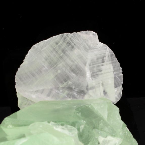 Fluorite + Calcite. 5170.1 ct.