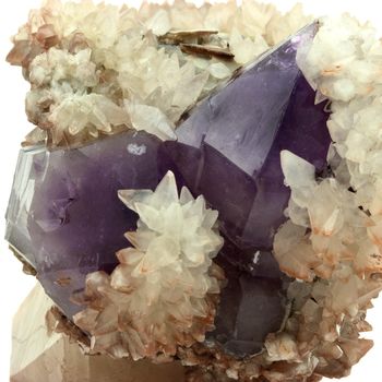 Quartz, Améthyste, Calcite. 2525.2 ct.