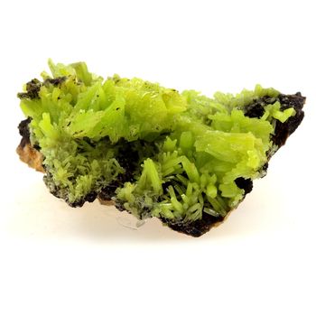 Pyromorphite. 321.5 ct.