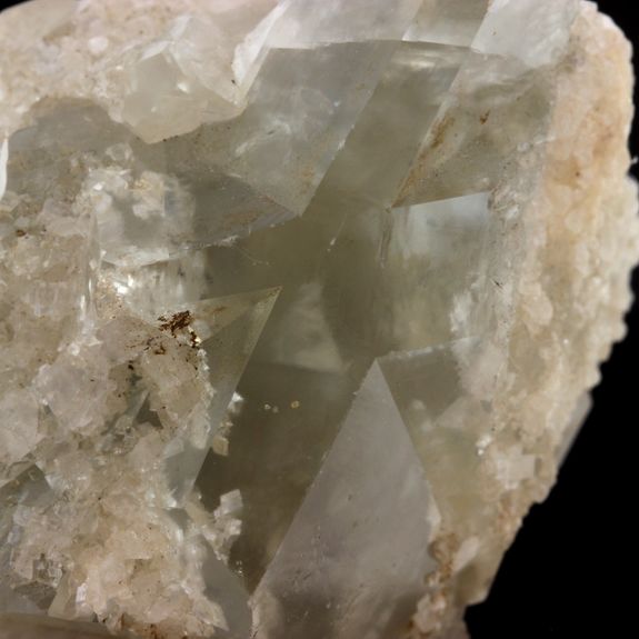 Macle de Dolomite. 582.6 ct.