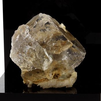 Fluorite + Calcite. 849.3 ct.