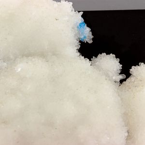 Stilbite + Cavansite. 84.9 ct.