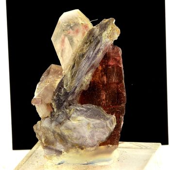 Tourmaline Rubellite, Lepidolite, Quartz. 118.5 ct.