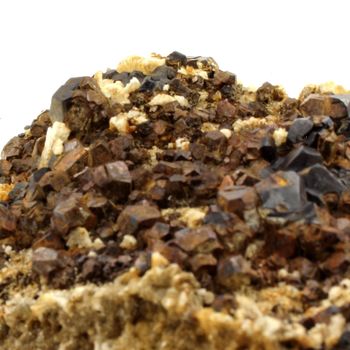 Quartz, Albite, Pyrite. 4665.0 ct.