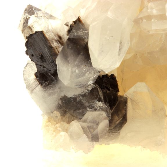 Quartz, Brookite, Rutile. 1330.0 ct.