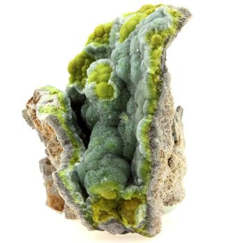 Wavellite. 323.3 ct.