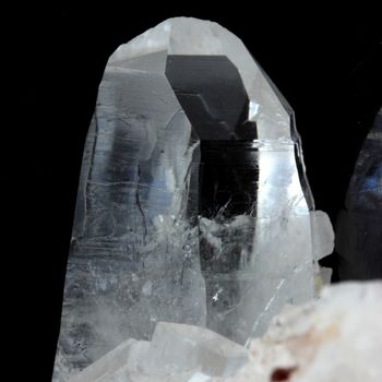 Uvite, Magnesite, Quartz.