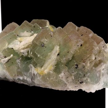 Fluorite + Baryte. 2680.0 ct.