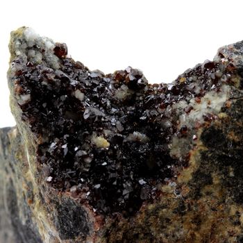 Cerusite + Dolomite. 800.5 ct.