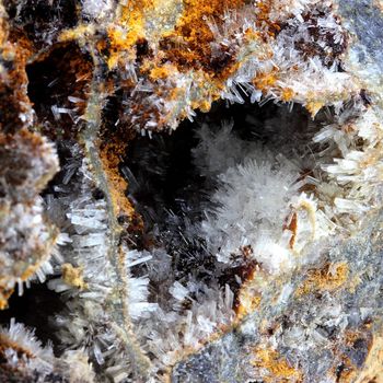 Hemimorphite. 2115.2 ct.