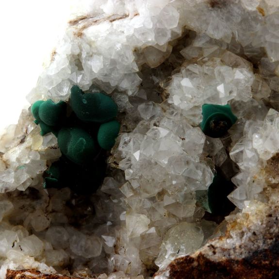 Malachite + Quartz. 1405.1 ct.