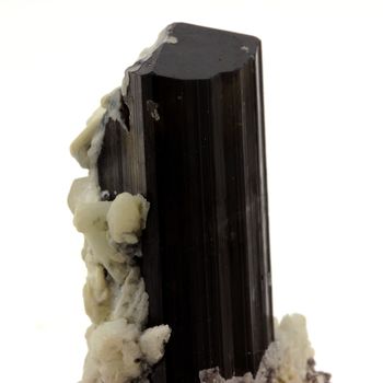 Tourmaline Schörl. 310.2 ct.