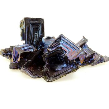 Bismuth (artificiel). 202.7 ct.