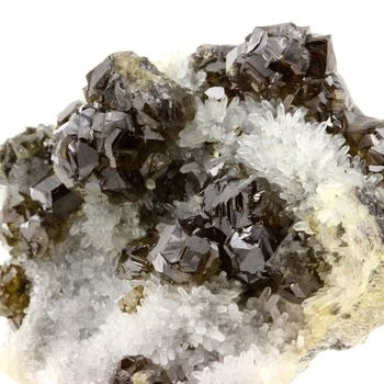 Sphalerite (Cleiophane), Quartz. 1400.1 ct.