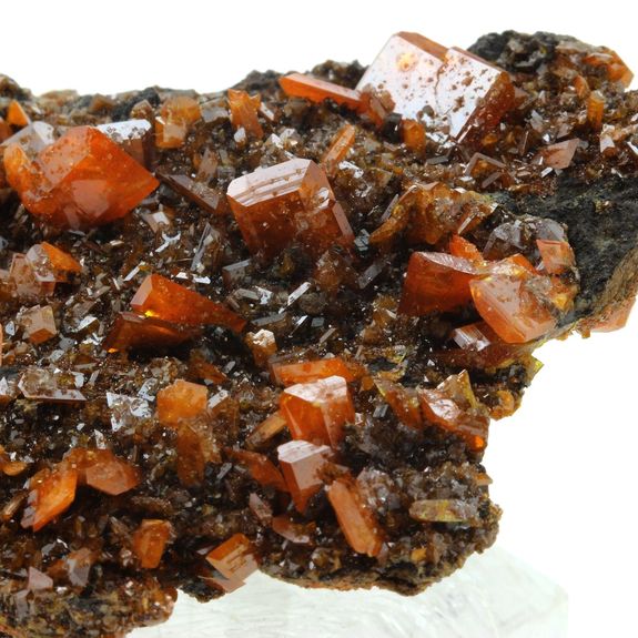 Wulfenite. 798.6 ct.