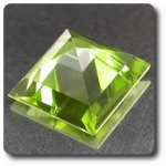 1.65 cts PERIDOT . SI1
