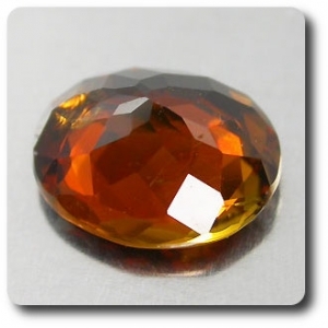 0.98 cts TOURMALINE MARRON . SI1