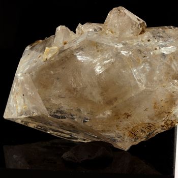 Quartz fenêtre Biterminé. 321.9 ct.