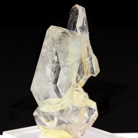 Quartz. 379.3 ct.